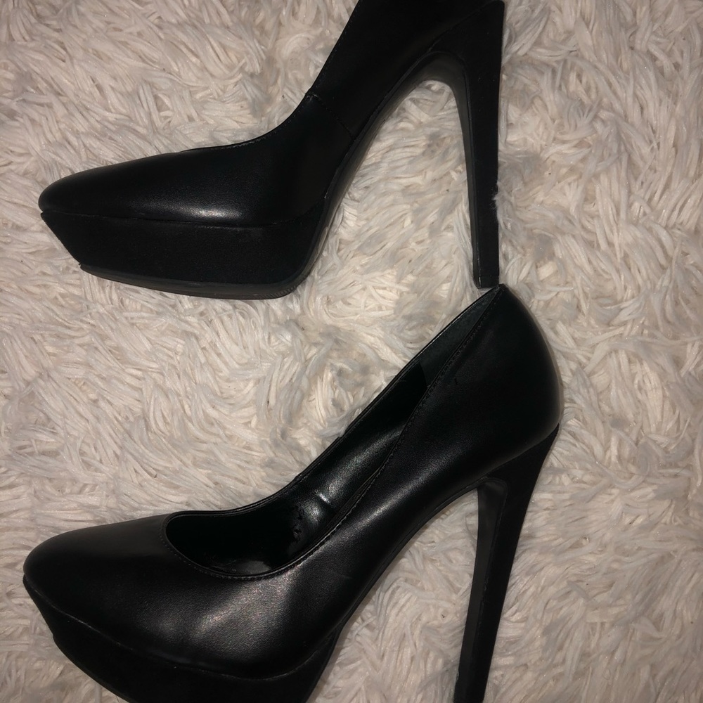 High Heel Pumps
